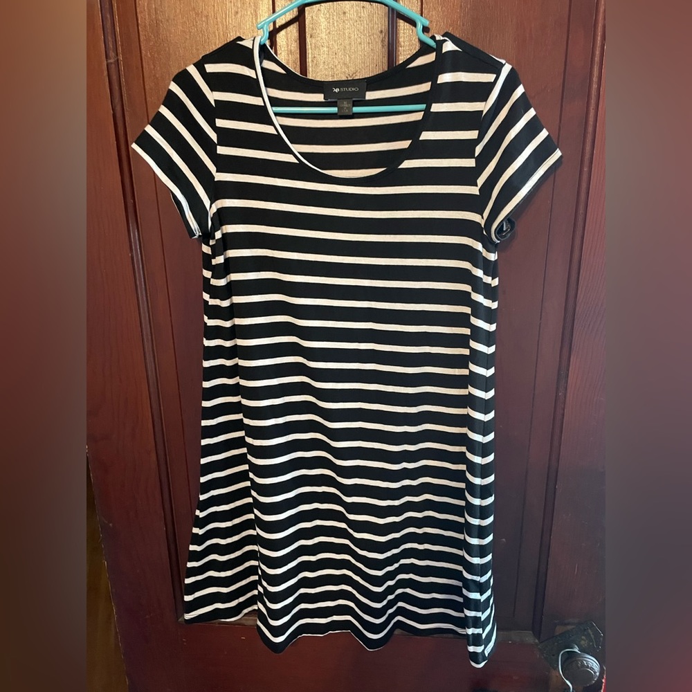 AB studio striped dress. Size medium.